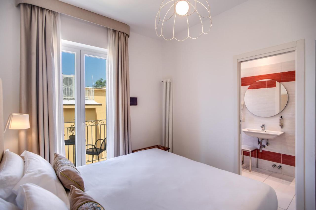 Hotel Florida Сорренто Экстерьер фото
