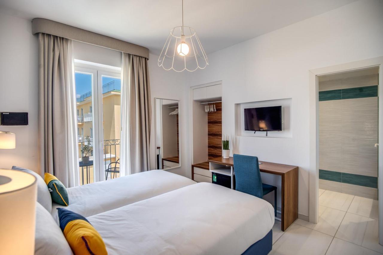 Hotel Florida Сорренто Экстерьер фото