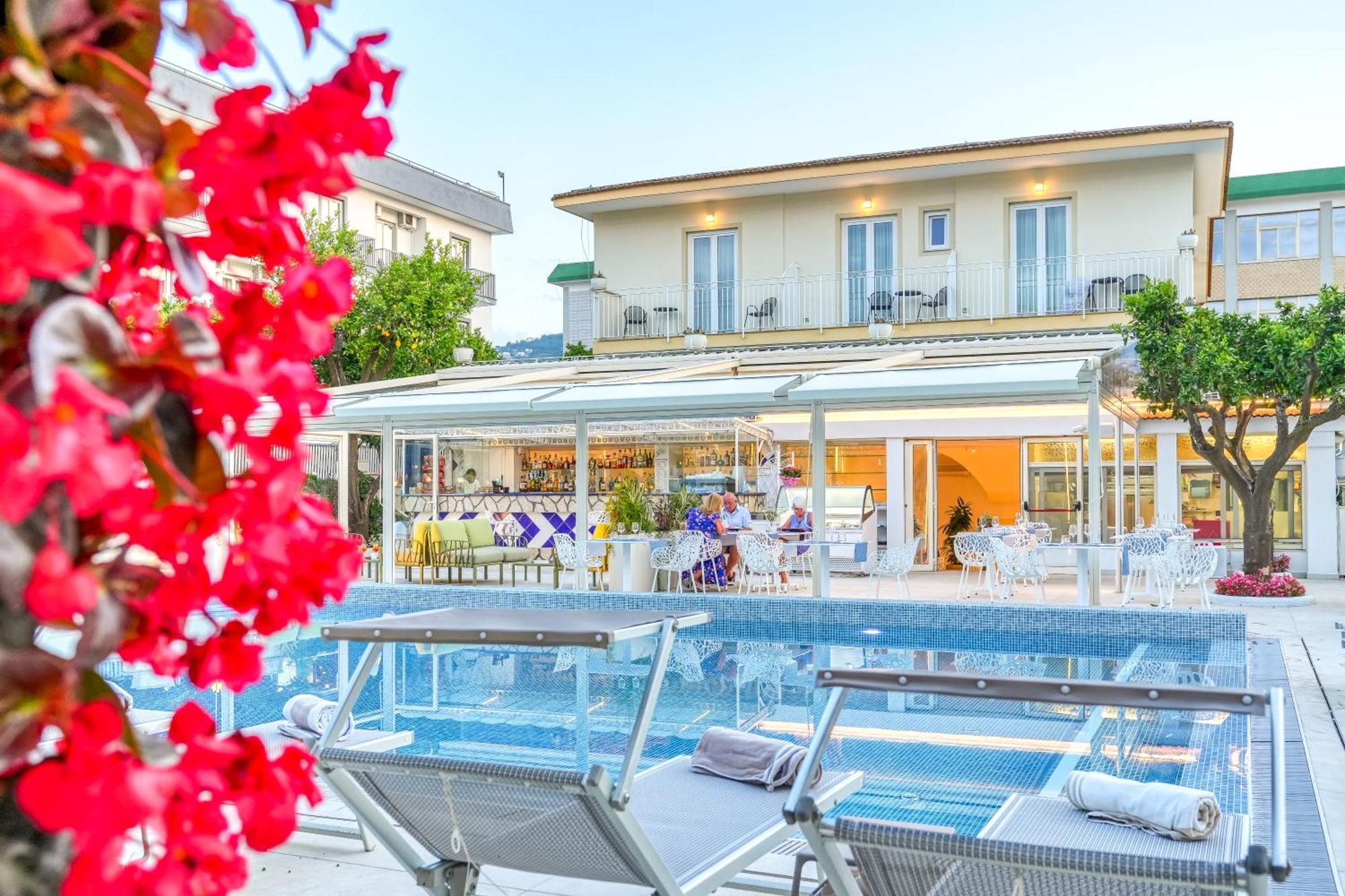 Hotel Florida Сорренто Экстерьер фото